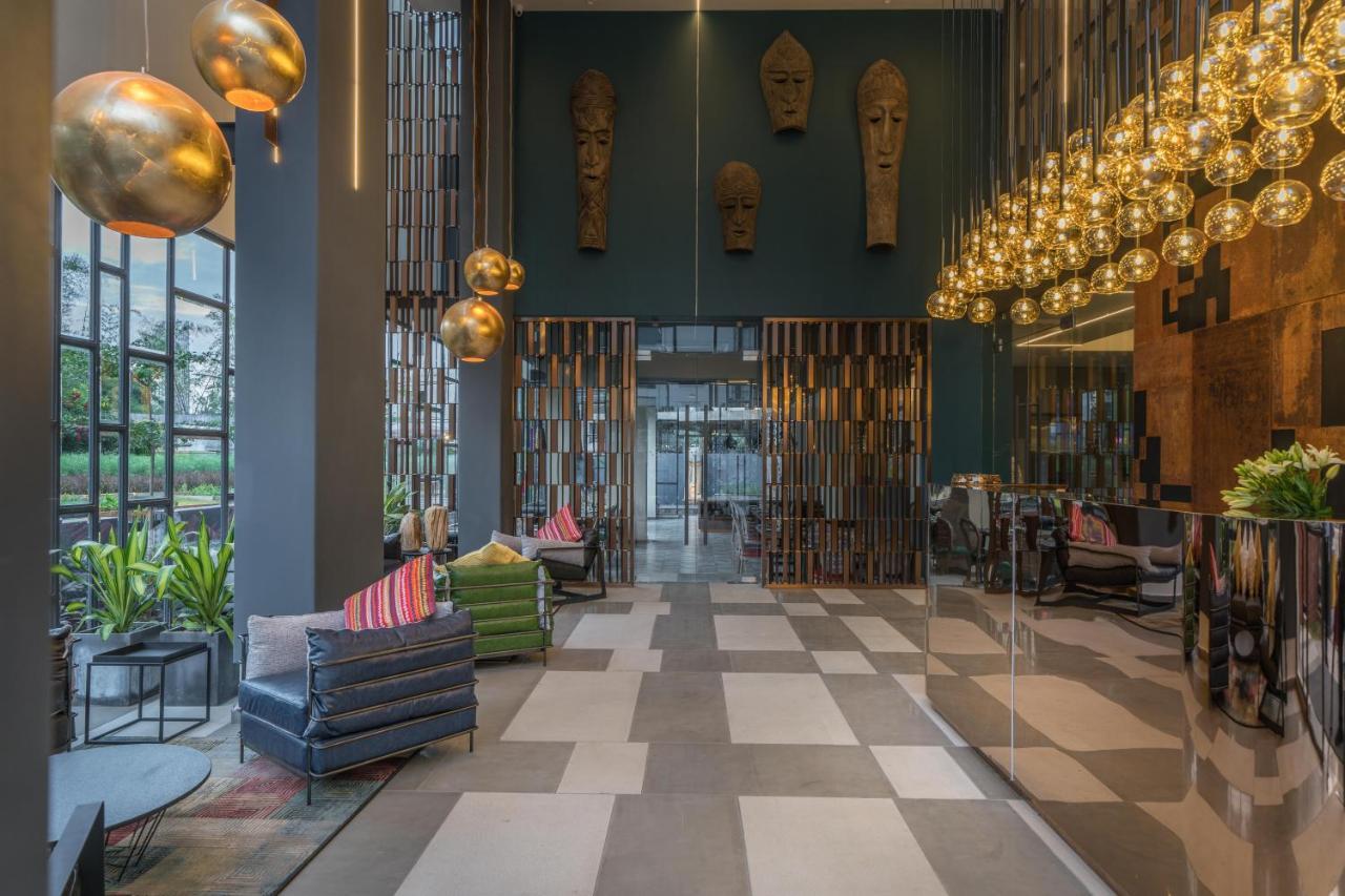 Hotel B Plus L Hyderabad Eksteriør billede