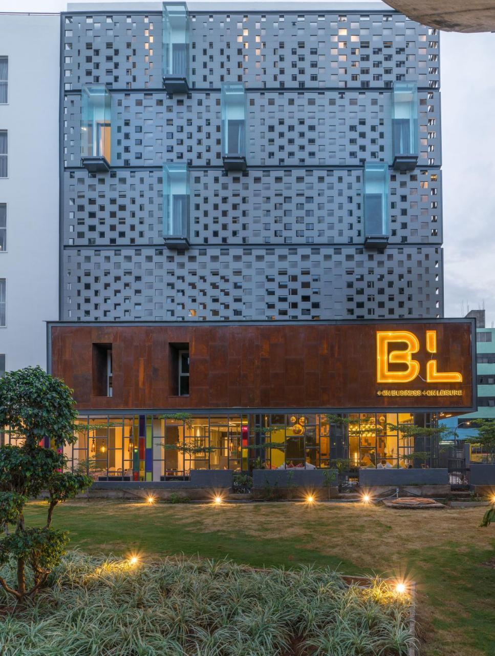Hotel B Plus L Hyderabad Eksteriør billede