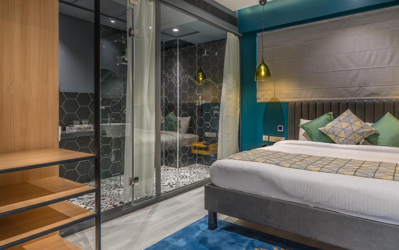 Hotel B Plus L Hyderabad Eksteriør billede