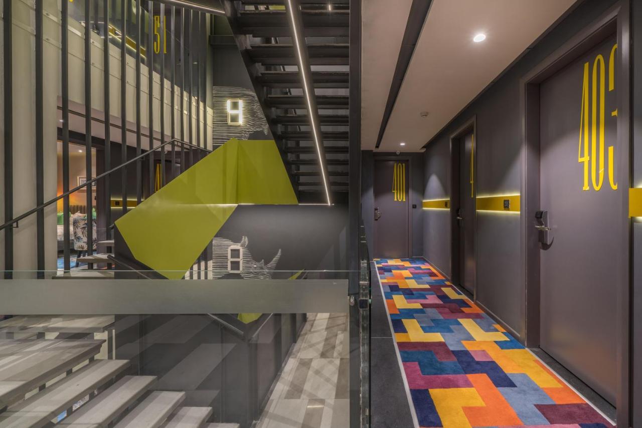 Hotel B Plus L Hyderabad Eksteriør billede